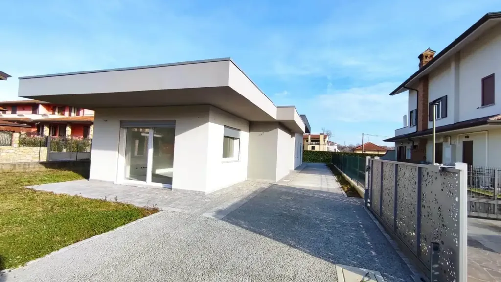 Välivaade - Modern Villa with Private Garden in Filago