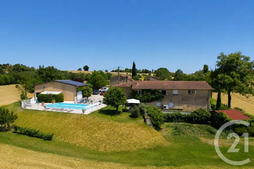 Vista aerea - 13-Unit Property with Pool in Albi