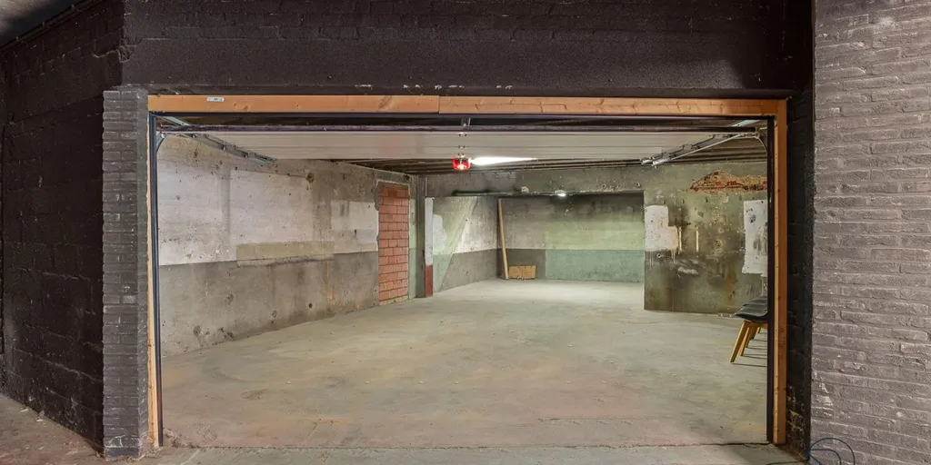 Garage - Duplex Énergétique avec Terrasse à Roeselare