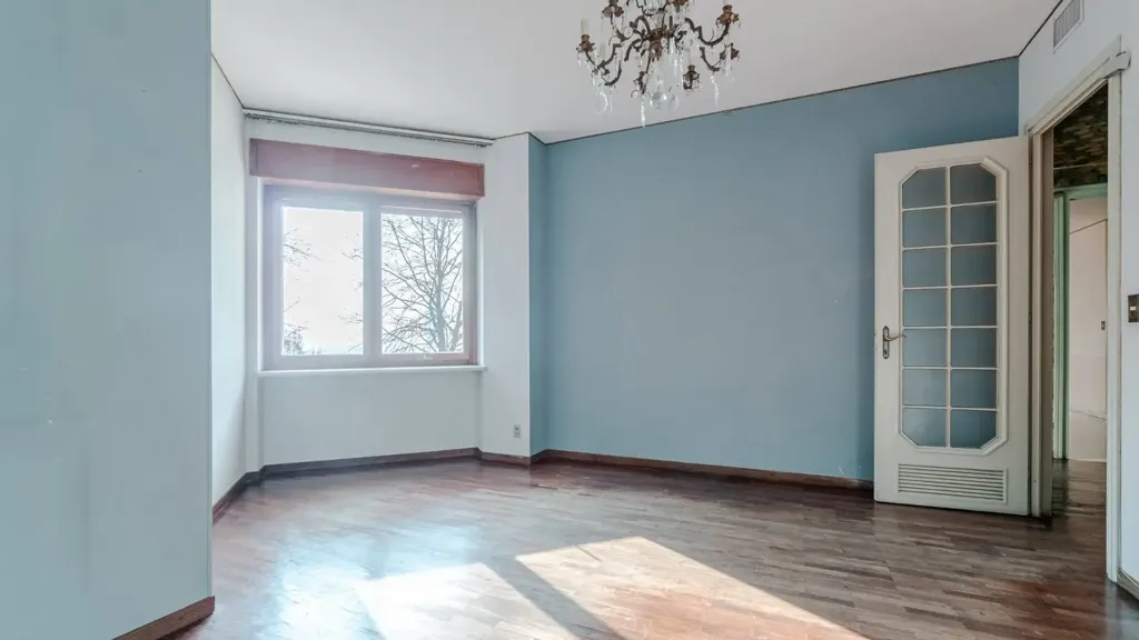 other_room