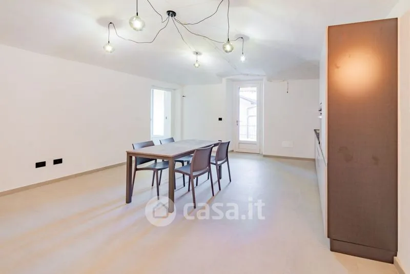 Salle à manger - Rearranged Flat with Terrace in Caraglio