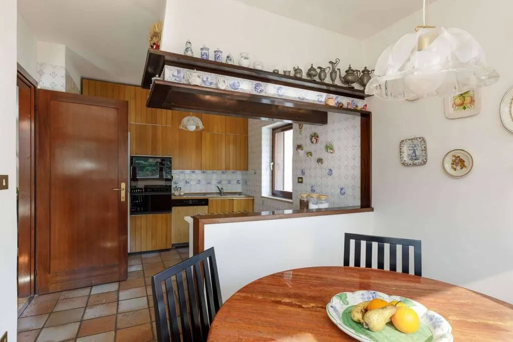Söögituba - Villa with Sea View in Duino Aurisina