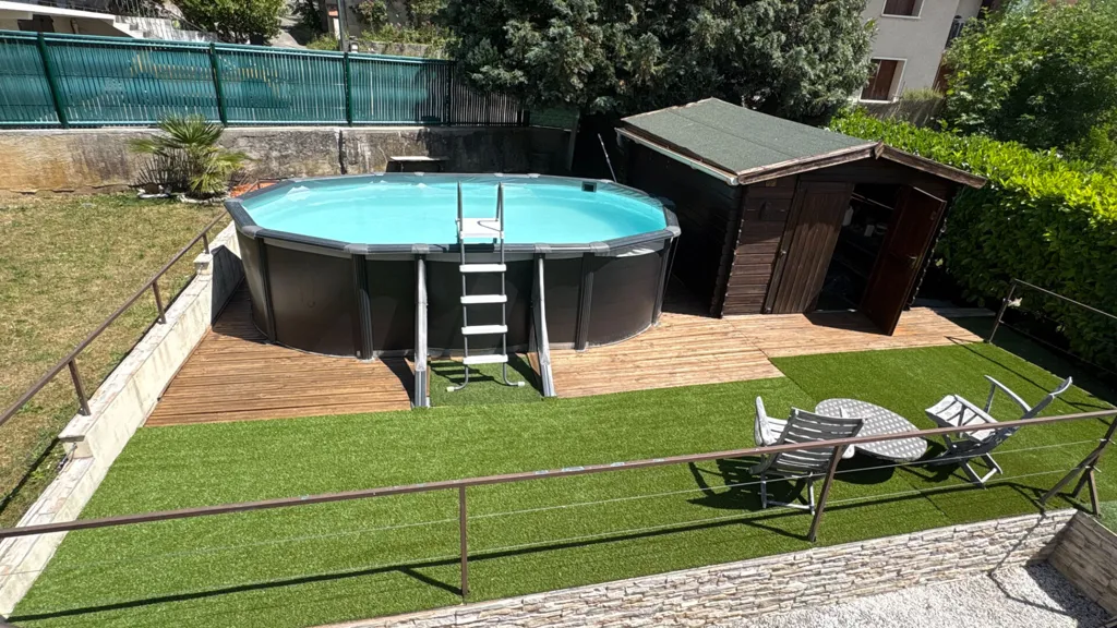 Vue aérienne - Maison au Calme avec Terrasse et Piscine à Gruffy