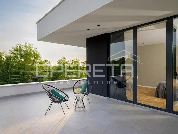 Terrass - Designer Villa with Infinity Pool near Grožnjan