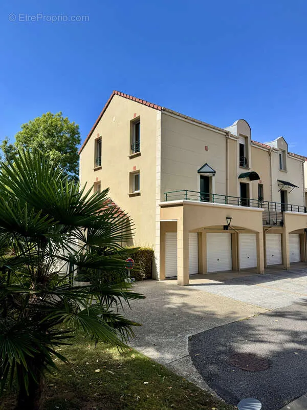facade