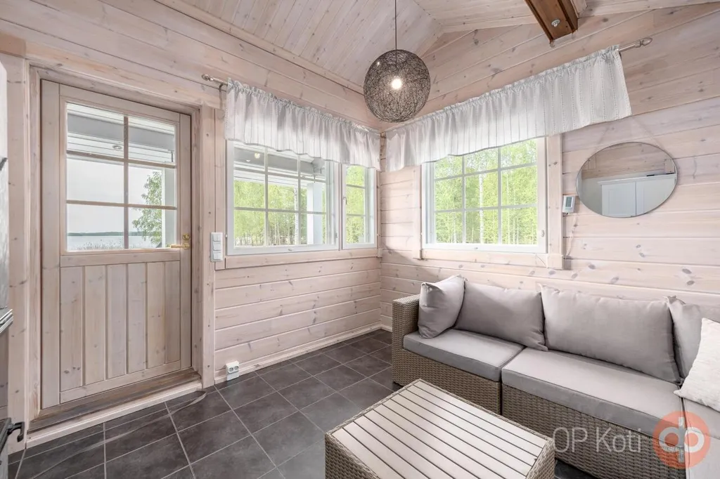 Elutuba - Riverside Plot with Sauna in Sotkamo