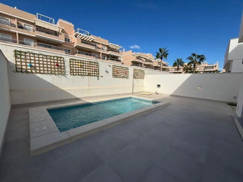 Piscine - New Build Detached House with Pool in Orihuela