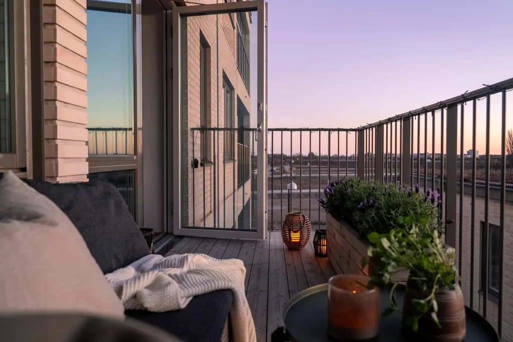 Balcone - Modern Two-Bedroom Flat with Balcony in Skåne