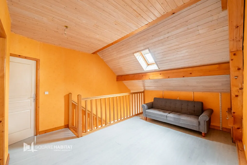 Pièces - Maison avec Terrasse à Ouhan