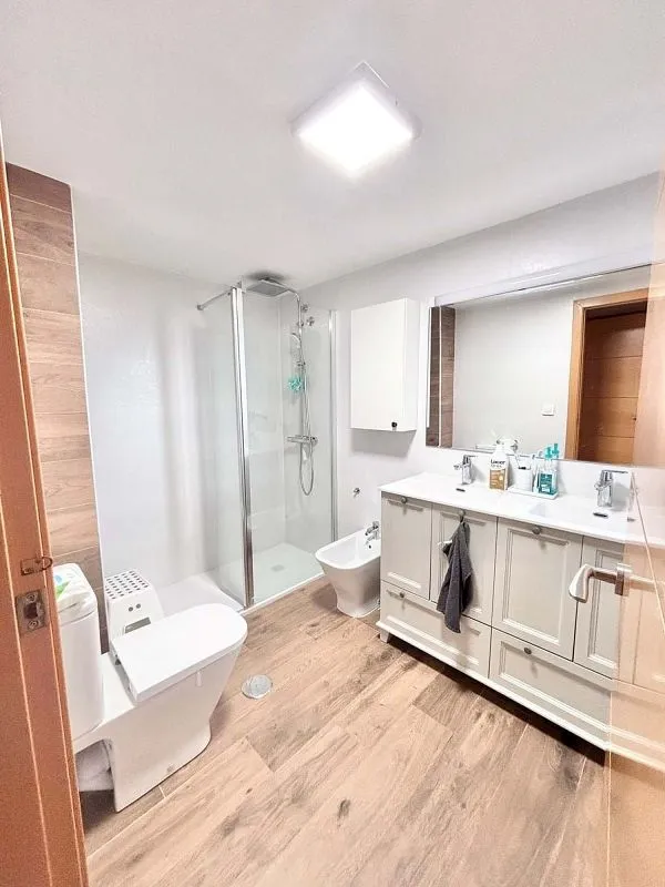Salles de bain - Semi-Detached Villa with Private Garden in Mutxamel