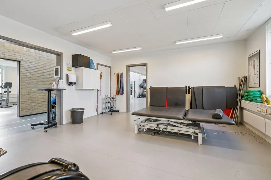 Toad - Flexible Office Space with Gym in Atrium Setting
