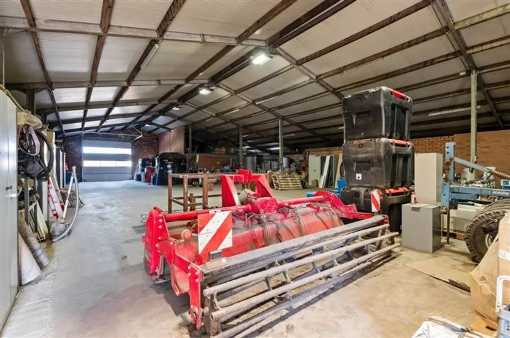 garage