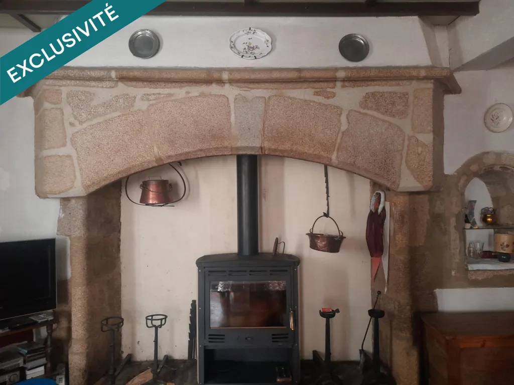 Séjour - Maison en Pierre avec Terrasse au Centre de Laroquebrou