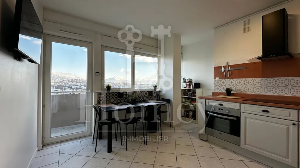 Köök - Private Co-living with Parking on 11th Floor in Gaillard