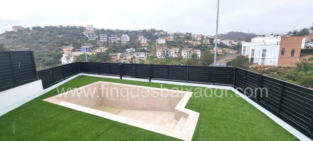 Bassein - New Build House with Pool in Segur de Calafell