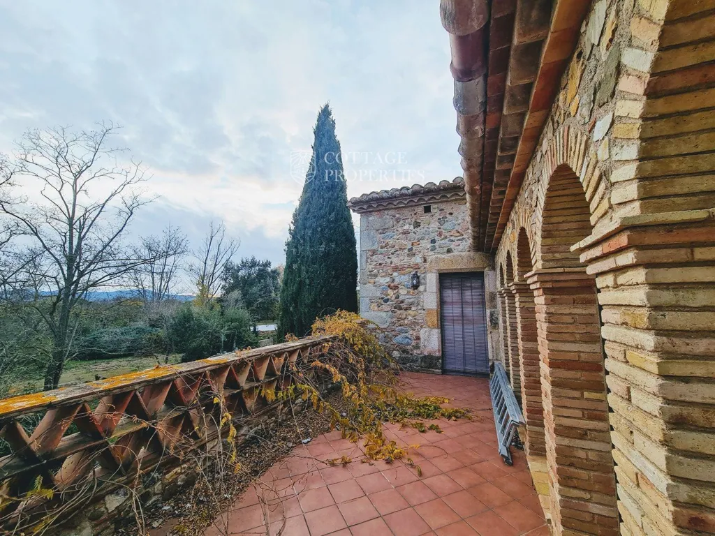 Terrazza - Rustic Estate with Masia in Llagostera