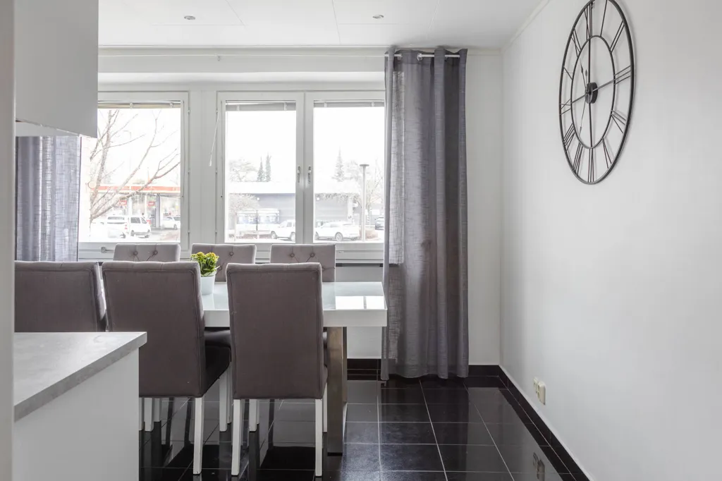 Söögituba - Modern Flat with Balcony in Eskilstuna