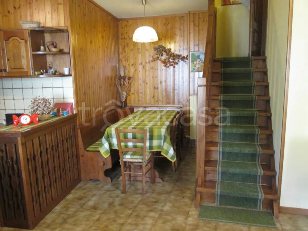 Söögituba - Detached House with Garden in Demonte