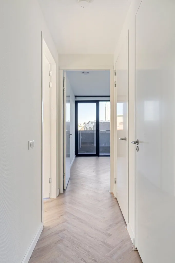 Entrée - Modern Apartment with Balcony in Rotterdam