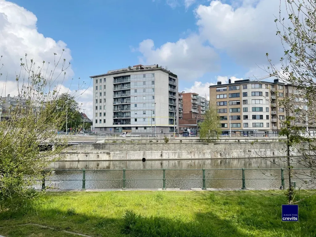 Central Apartment with Terrace in Ghent