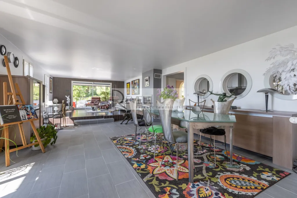 Salle à manger - Maison de Maître avec Piscine et Vue Panoramique à Antibes