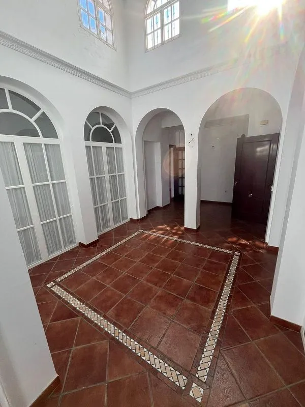 Giardino - City Centre Flat with Private Rooftop in Central City
