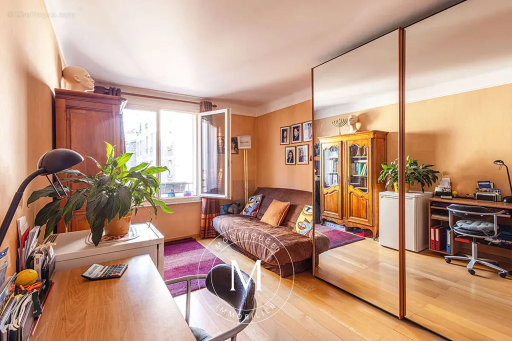 Magamistoad - Balcony Flat in Montparnasse, Paris