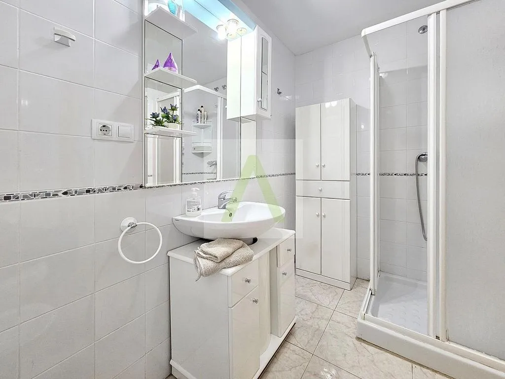 Bathrooms - Apartment with Terrace in Oropesa del Mar Centre