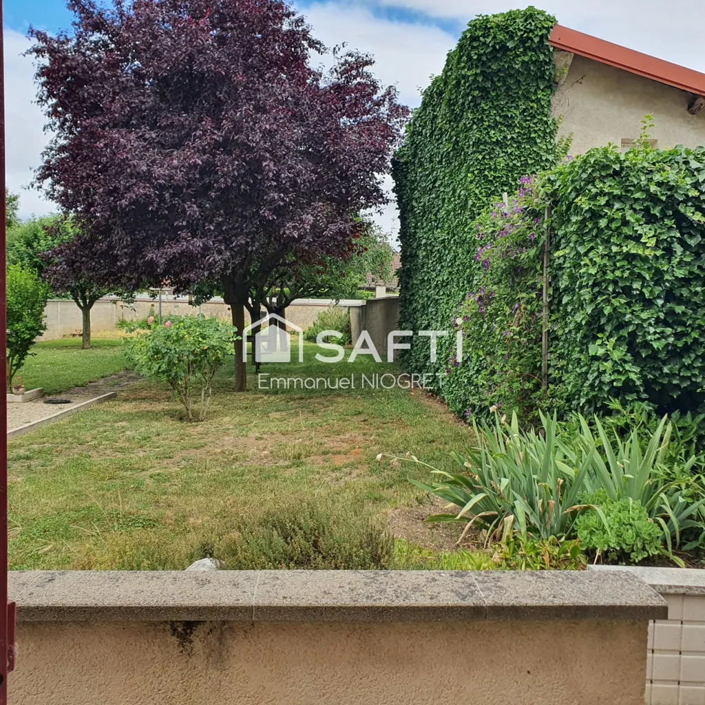Garden - City House with Garden in Genlis