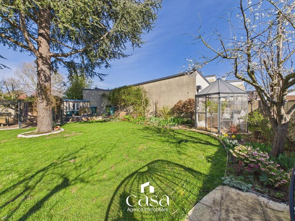 Jardin - Maison de Caractère avec Jardin à Caen
