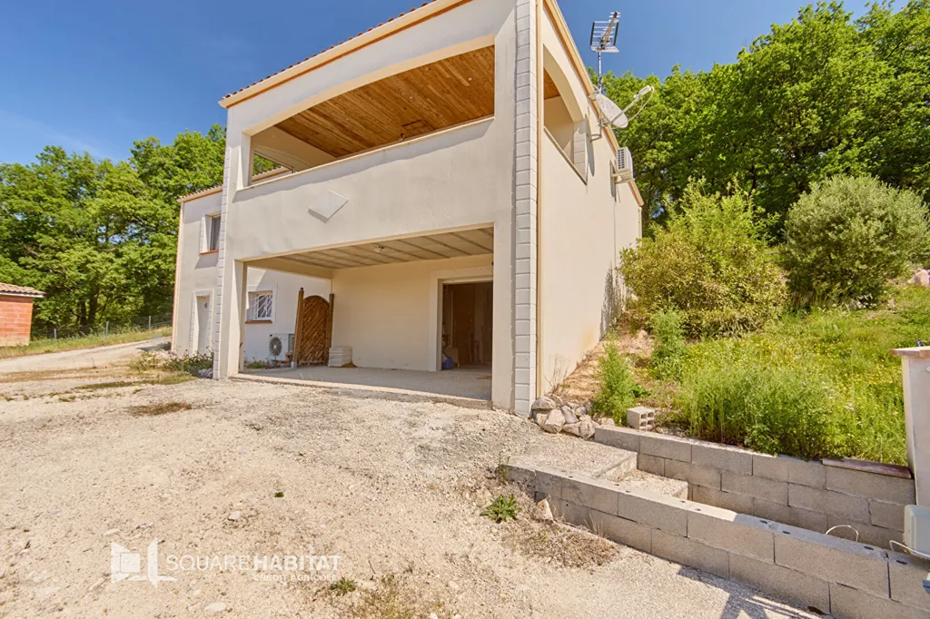 Extérieur - Maison Contemporaine avec Piscine à Ledat