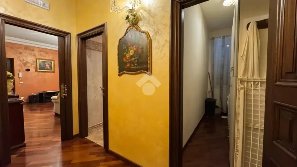 hallway_entrance