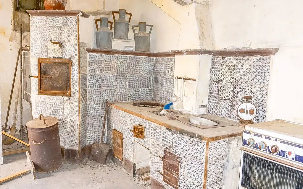 Cuisine - 17th-Century Villa with Panoramic Views in Ragusa