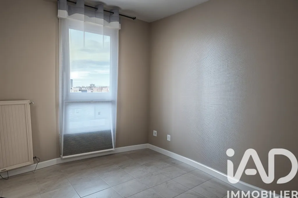 Pièces - Appartement T3 avec Balcon à Givors