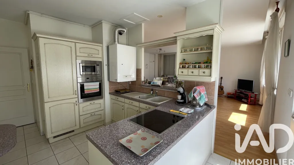 Kitchen - Secure T3 Apartment with Parking in Le Mans