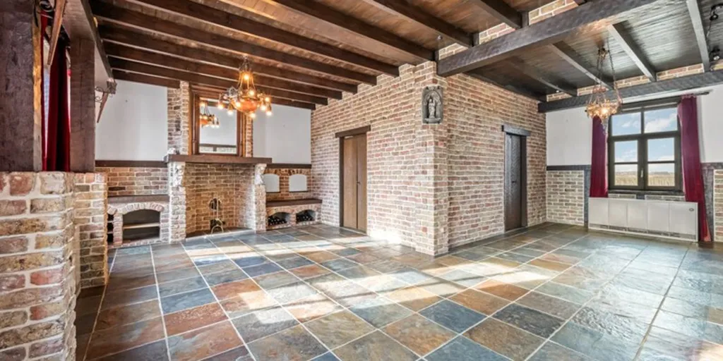 Séjour - Maison à rénover avec vue sur l'eau à Oudenburg