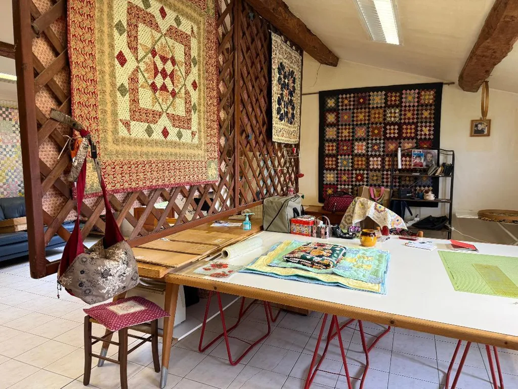 Séjour - Maison de Caractère avec Dépendances face aux Pyrénées