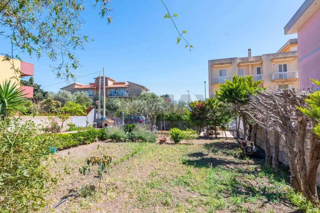 Jardin - Villa with Veranda in Pachino
