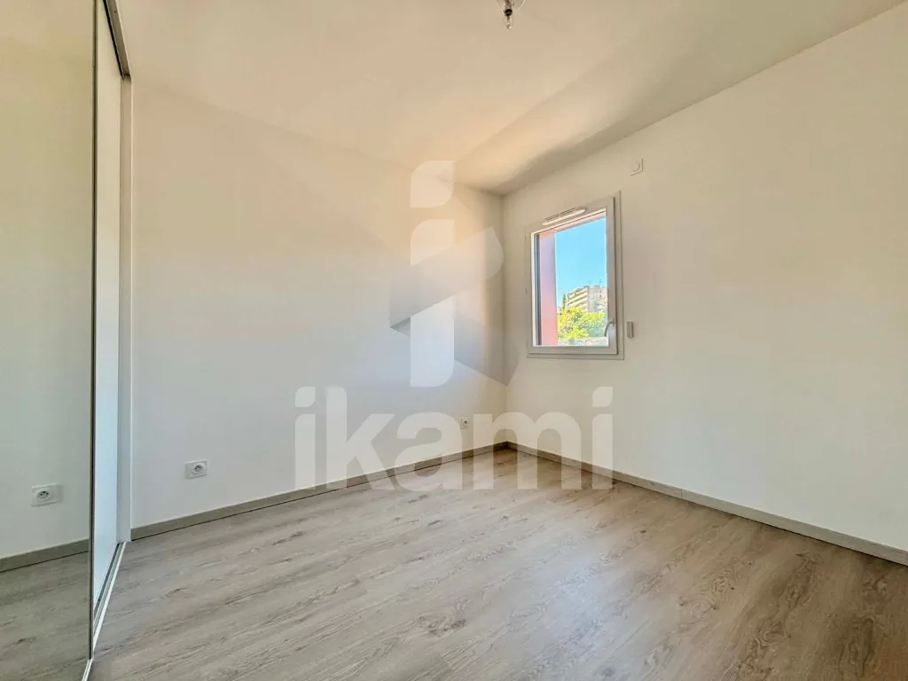 Pièces - Appartement Duplex T5 avec Balcon à Voiron