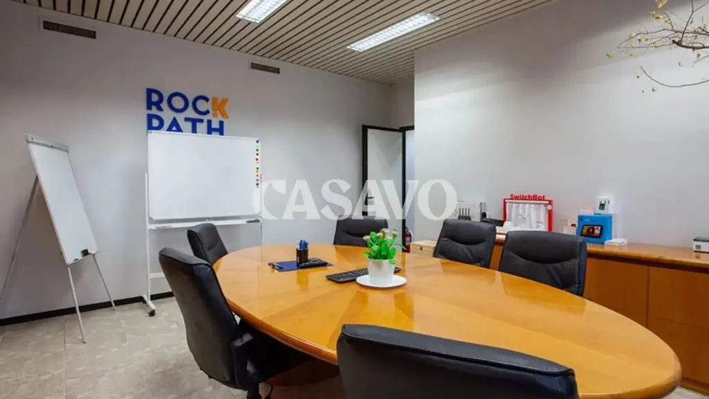 Söögituba - Dual-Use Apartment with Panoramic Terrace in Milan