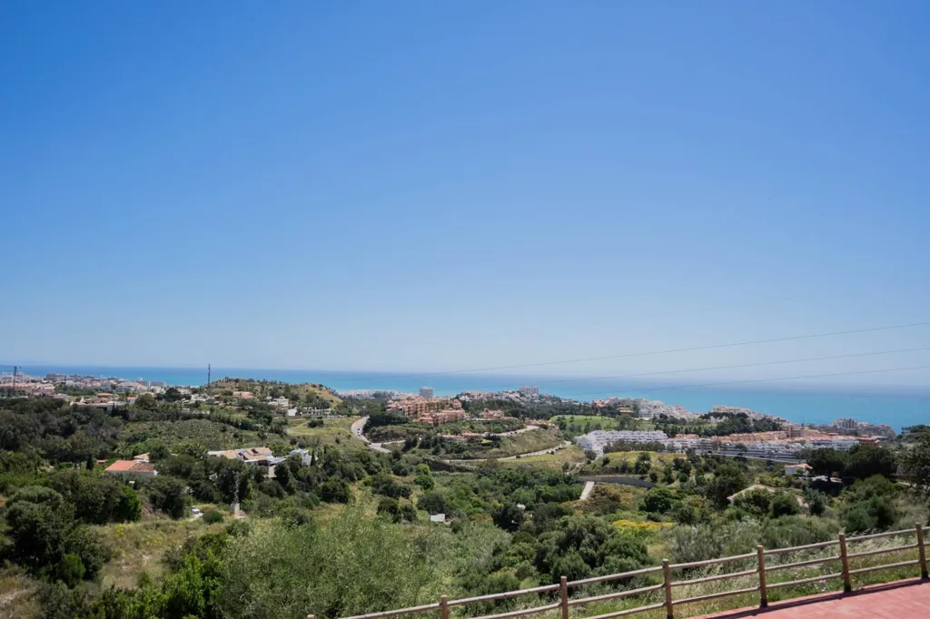 Balcon - Corner Chalet with Sea View in Benalmádena