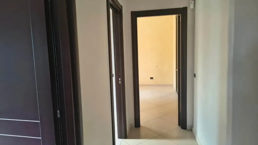 Ingresso - Appartamento con terrazzo e posto auto a Misterbianco