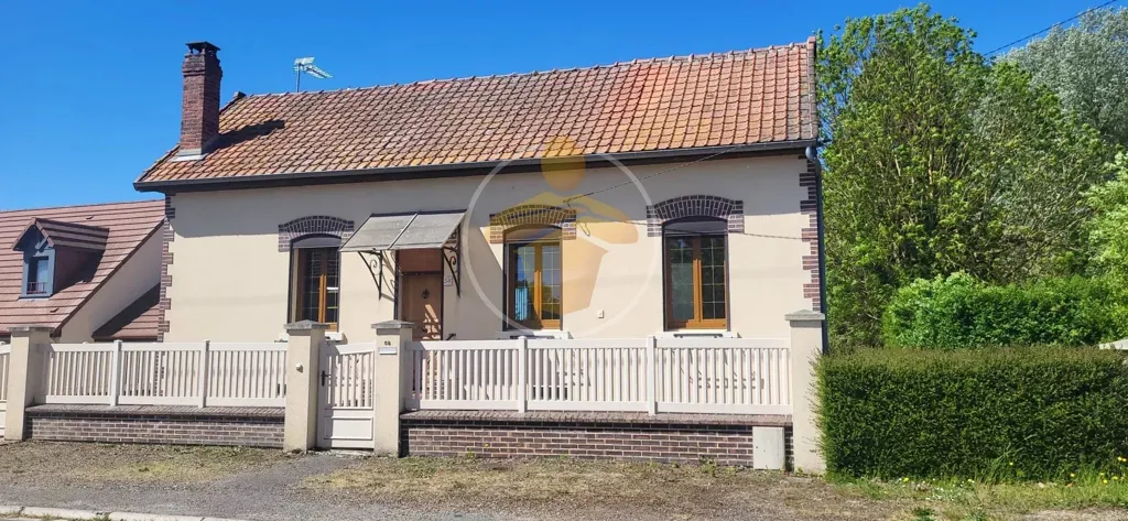 Extérieur - Maison avec Jardin et Véranda à Sinceny