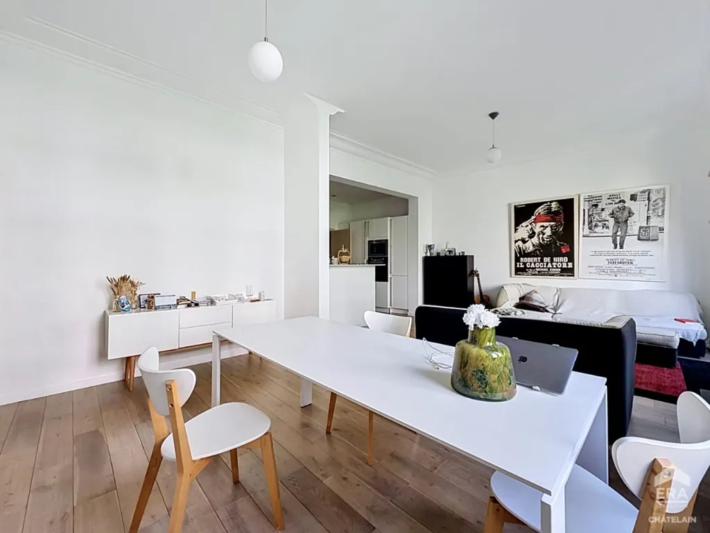 Salle à manger - Appartement Meublé 2 Chambres dans le Quartier Dansaert à Bruxelles