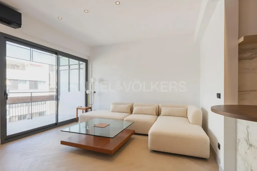 Soggiorno - Renovated Flat with Terrace in Valencia