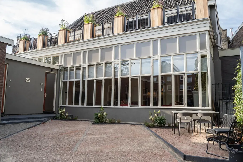 Jardin - Modern Apartment with Patio in Dordrecht