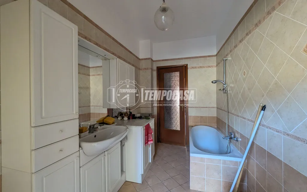 Vannitoad - Spacious Apartment with Balconies in Pont-Canavese
