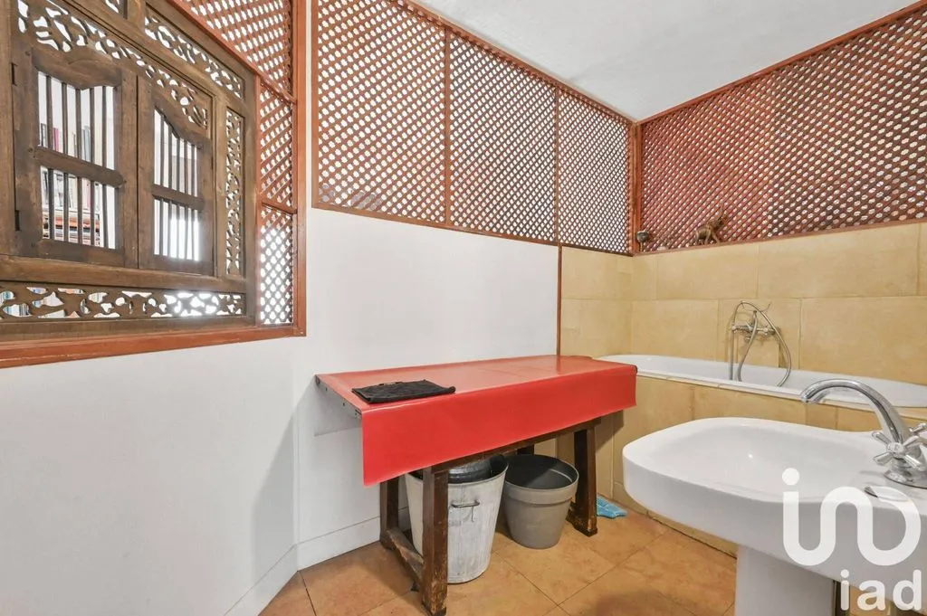 Bagni - Mixed-Use Complex in Ménilmontant, Paris