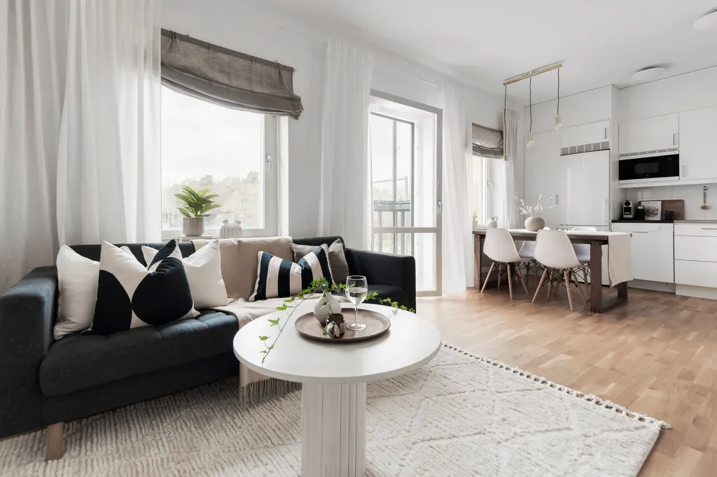 Elutuba - Modern 1-Bedroom Flat with West View in Vällingby
