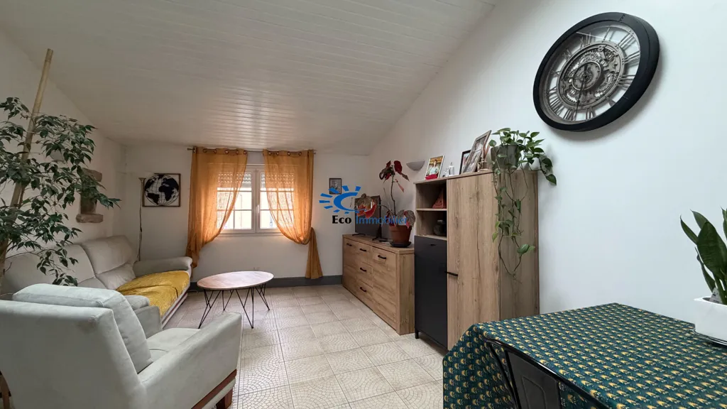 Séjour - Maison avec Jardin et Garage à Andilly